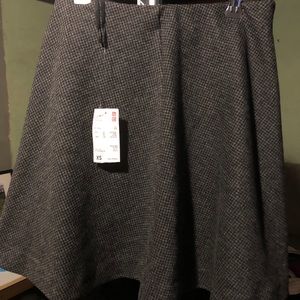 Uniqlo Women’s Mini Skirt